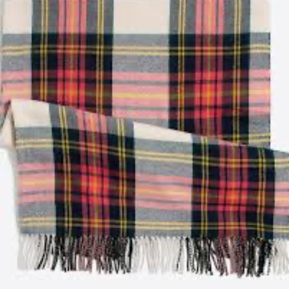 J. Crew women’s 100% wool Plaid Fringe Scarf - Picture 1 of 7